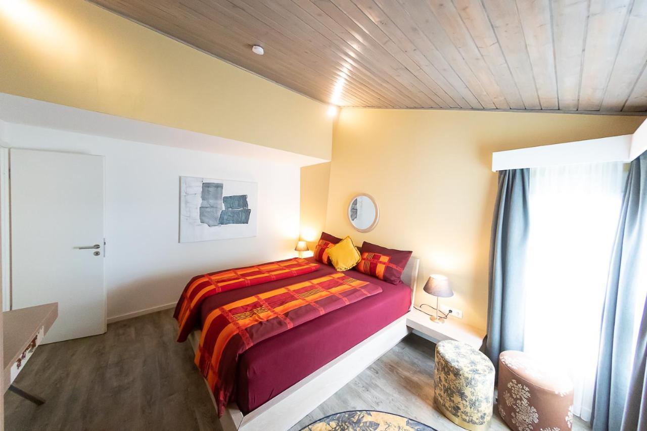 Vip Deluxe 107Qm Auf Zwei Etagen 1 Dopplezimmer Eg 1 Doppelzimmer Auf Der Galerie Sowie 2 Badezimmer Und Komplette Kueche Mit Mikrowelle Und Backofen Ideal Fuer 1 Bis 6 Gaeste Direkter Blick Auf Garten Und Bergblick Alles Nur Nicht 0815 Apartment Schliersee Bagian luar foto